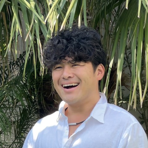 深石倫之氏